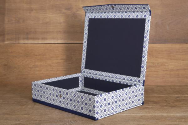 Box with a lot of storage space from Papeterie SchreibweiseManufaktur